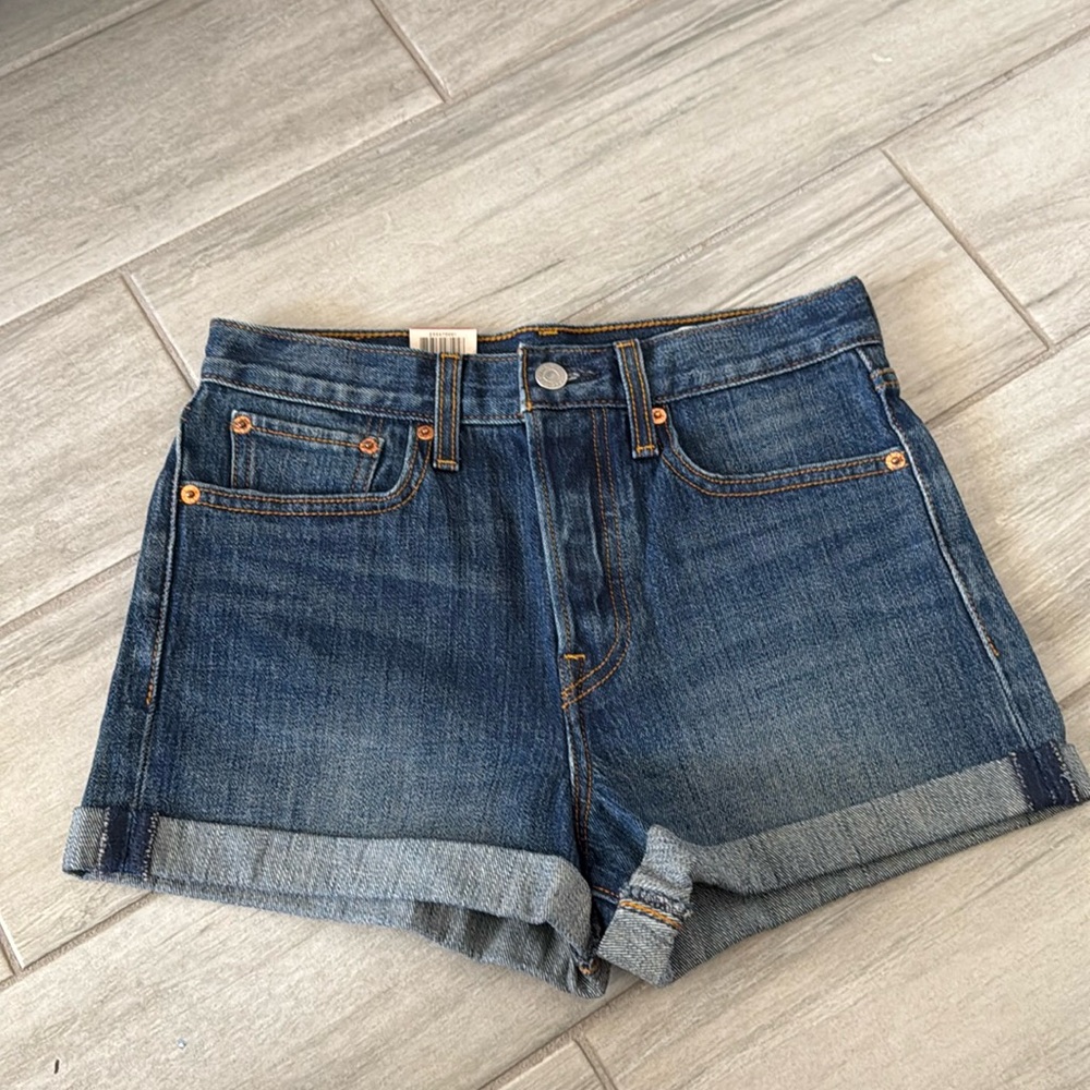 Levi’s Wedgie Fit